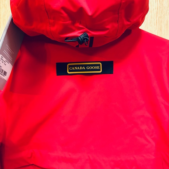 SOLD!! CANADA GOOSE Seaboard Jacket. Size: S. new with tag. 100% Authentic. - Picture 3 of 15